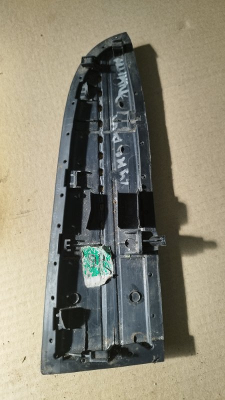 Накладка в салоне Hyundai Elantra 2008 hd