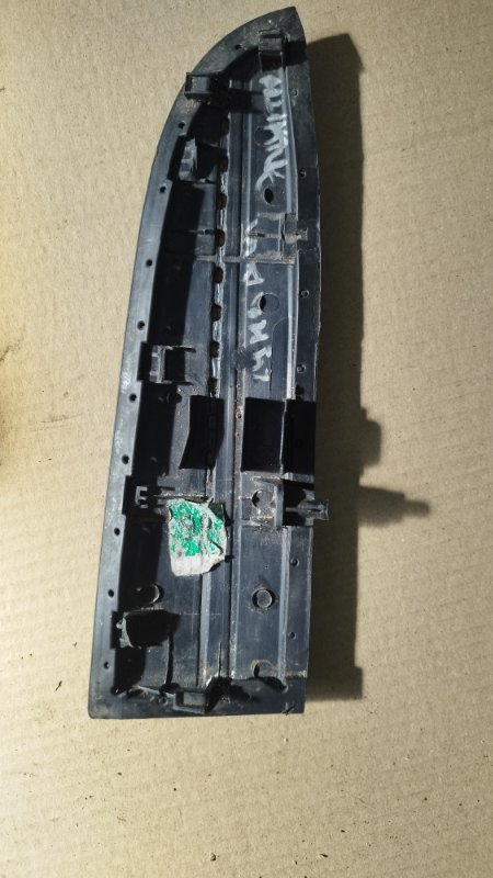 Накладка в салоне Hyundai Elantra 2008 hd