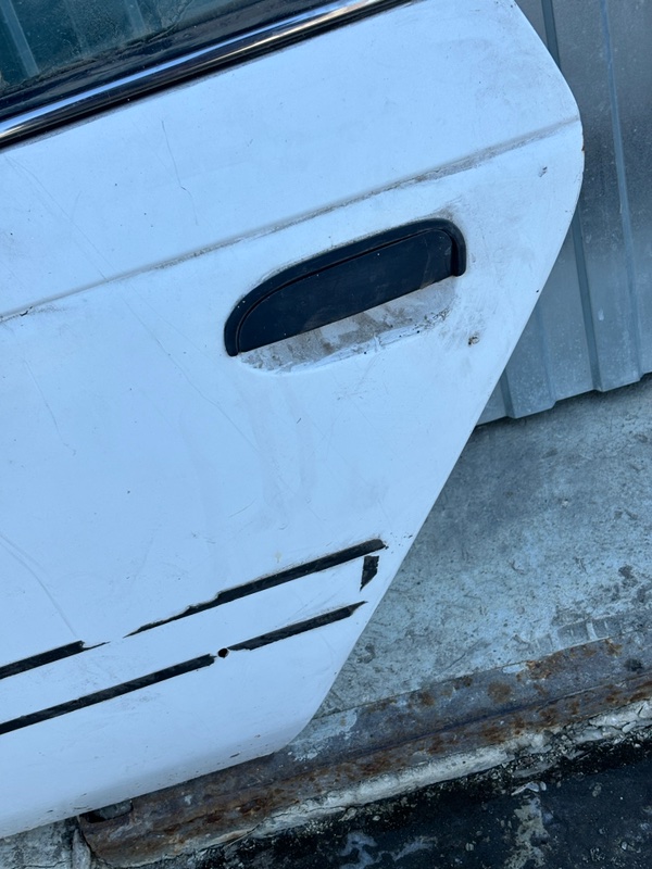 Дверь боковая Ford Taurus