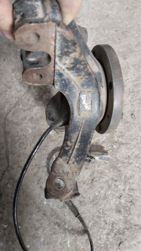 Кулак поворотный Peugeot 308 2008 308