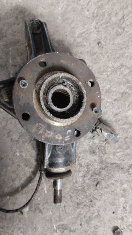 Кулак поворотный Peugeot 308 2008 308