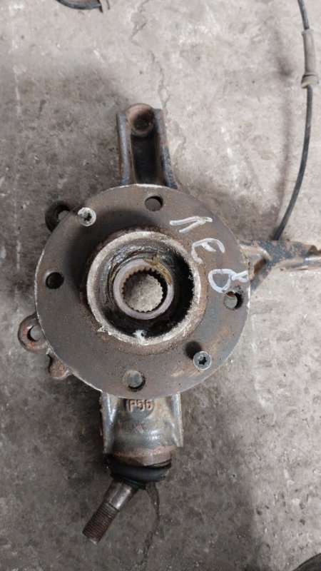 Кулак поворотный Peugeot 308 2008 308