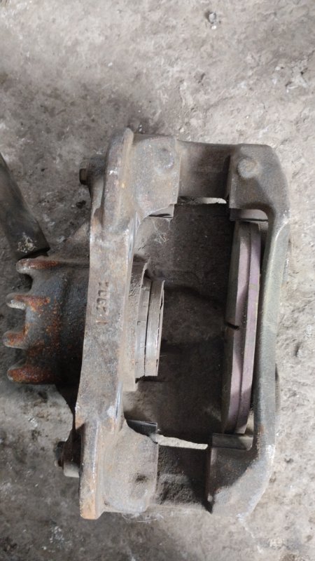 Суппорт тормозной Peugeot 308 2008 308