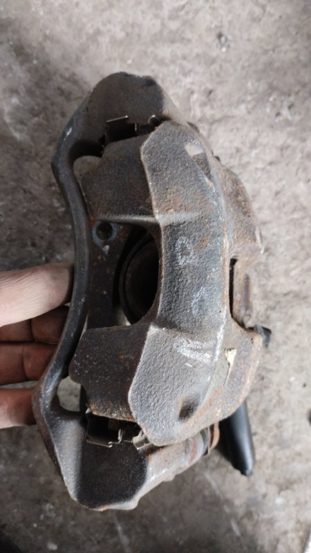 Суппорт тормозной Peugeot 308 2008 308