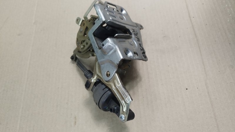 Замок боковой двери Mercedes-Benz W210 1998 W210