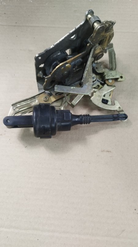 Замок боковой двери Mercedes-Benz W210 1998 W210