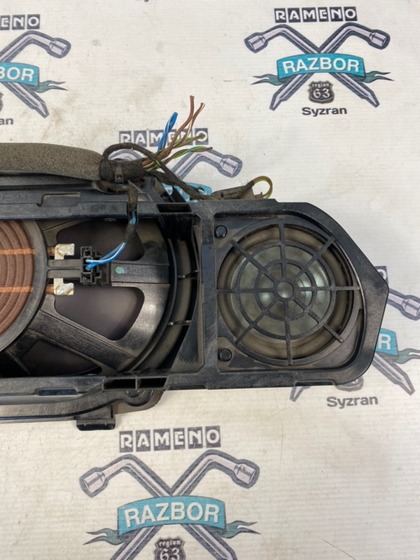 Сабвуфер Mercedes W221