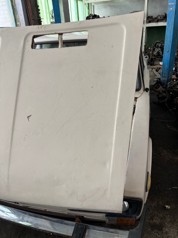 Капот Lada 2106