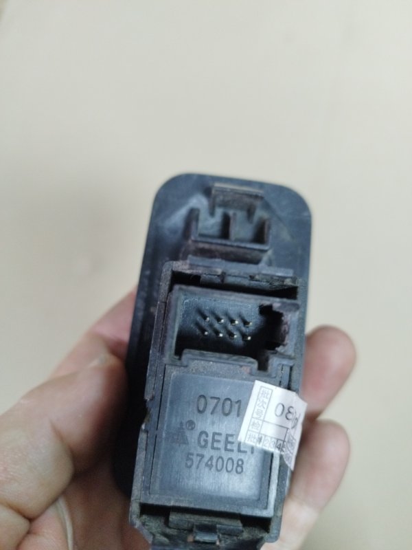 Кнопка стеклоподъемника Geely MK 2008