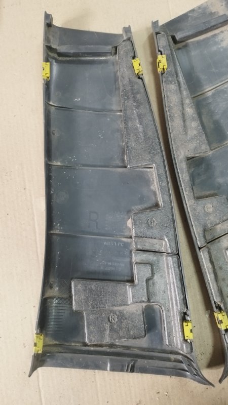 Накладка на стойку кузова Mercedes-Benz C 2001 W203