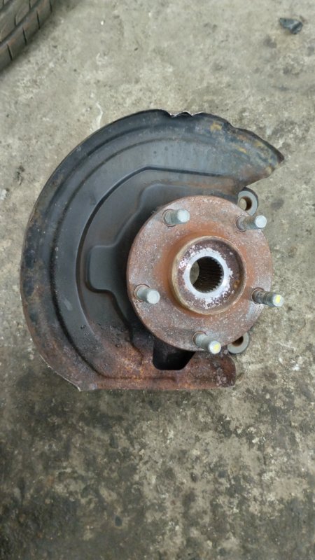 Кулак поворотный Nissan Juke YF15