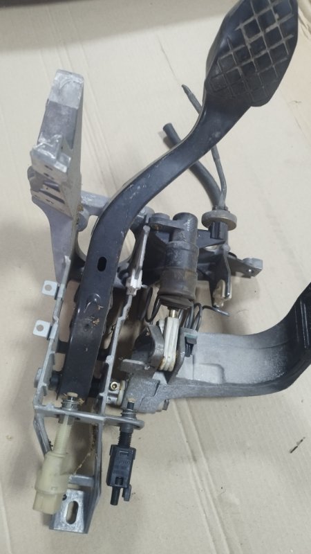 Блок педалей AUDI A4 B5