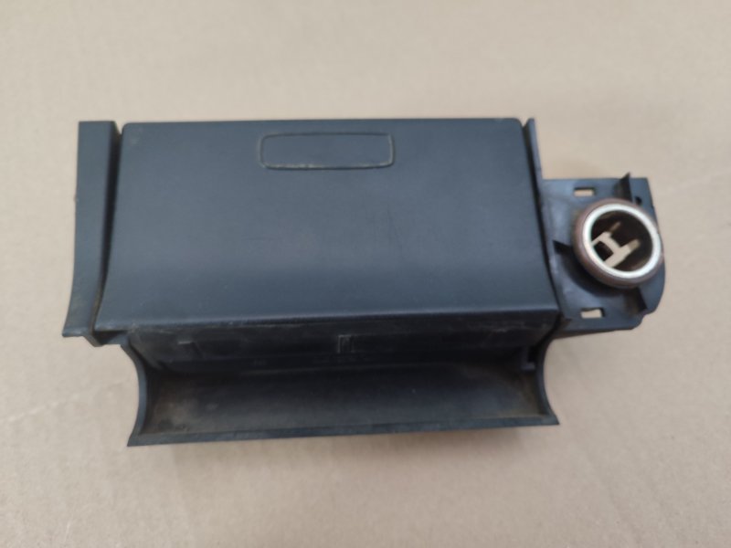 Пепельница Opel Vectra B
