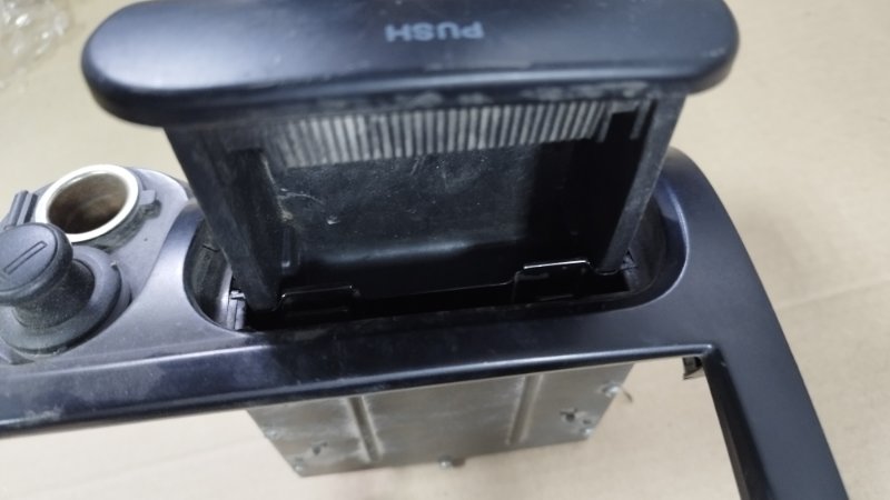 Накладка на торпедо Hyundai Elantra 2008 xd