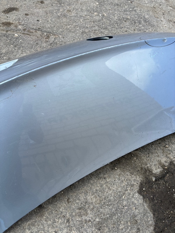 Крышка багажника Volkswagen Passat