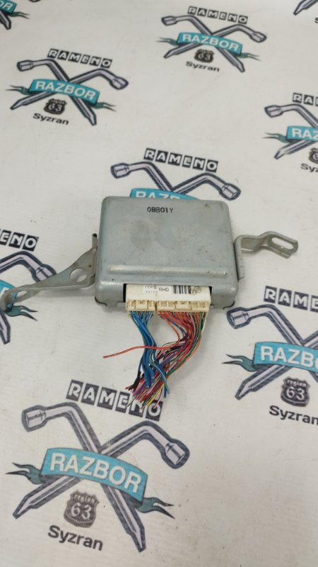 Блок управления подвеской Toyota Camry 2005 ACV30