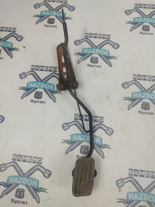 Педаль газа Peugeot 406