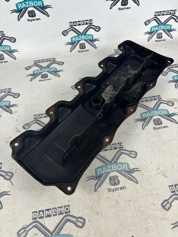 Крышка клапанная Toyota Surf 1991 130