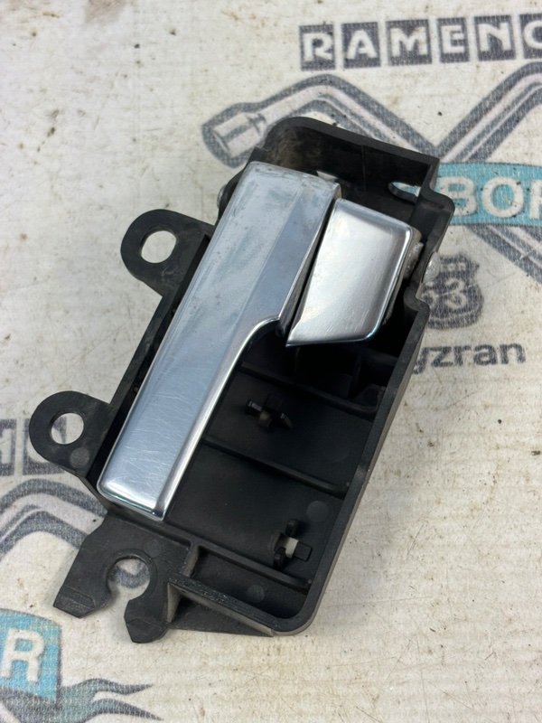 Ручка двери внутренняя Ford FOCUS 2008 седан