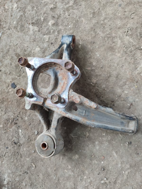 Кулак поворотный Toyota Camry 2008 ACV 40