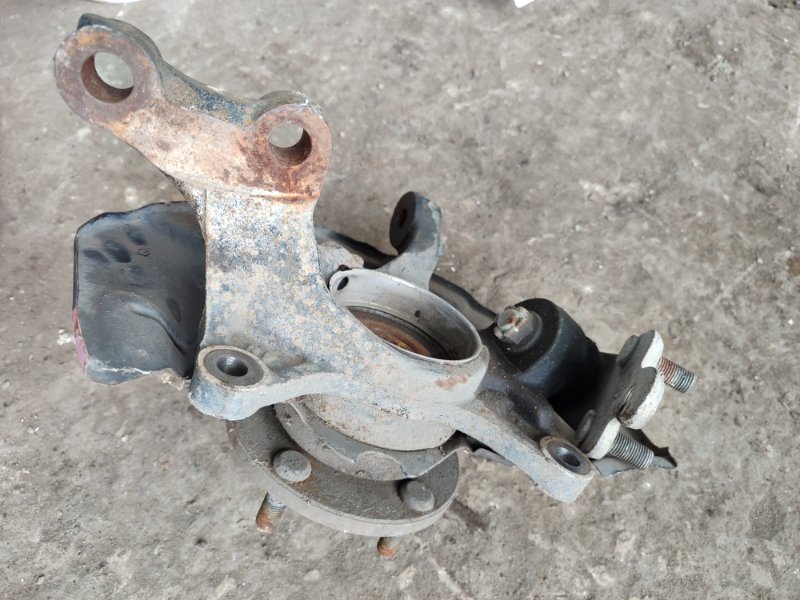 Кулак поворотный Toyota Camry 2008 ACV 40