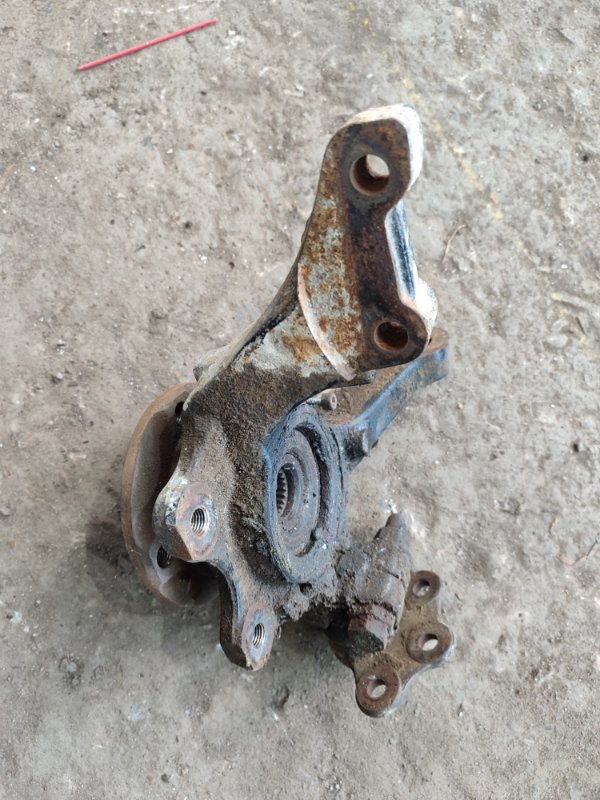 Кулак поворотный Opel Vectra B