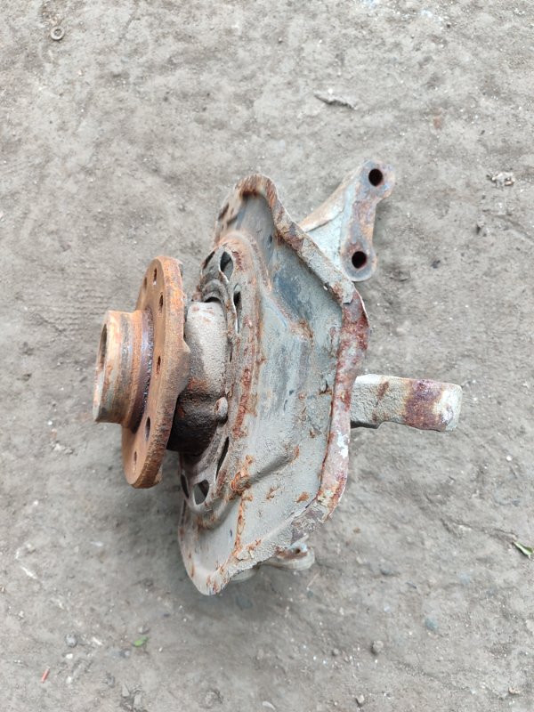 Кулак поворотный Opel Vectra B