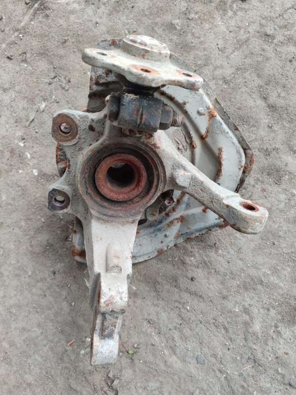 Кулак поворотный Opel Vectra B