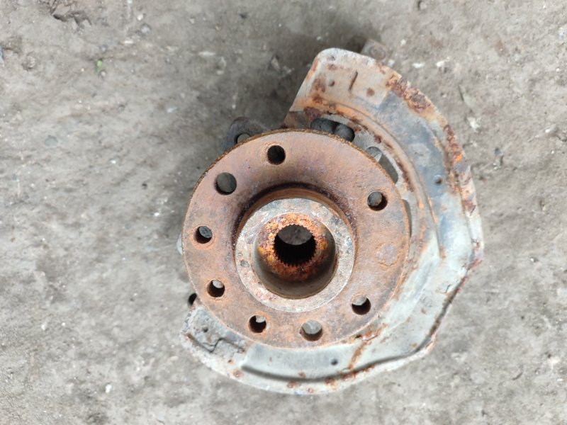 Кулак поворотный Opel Vectra B