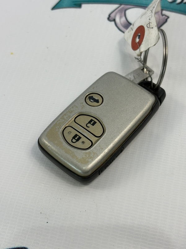 Ключ зажигания Toyota Camry 2008 ACV 40