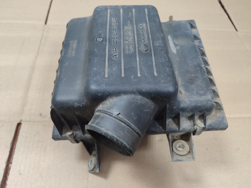Корпус воздушного фильтра Daewoo Nexia N150
