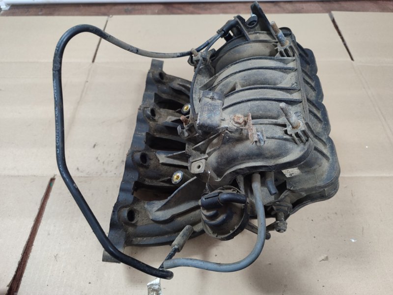 Коллектор впускной Daewoo Nexia N150