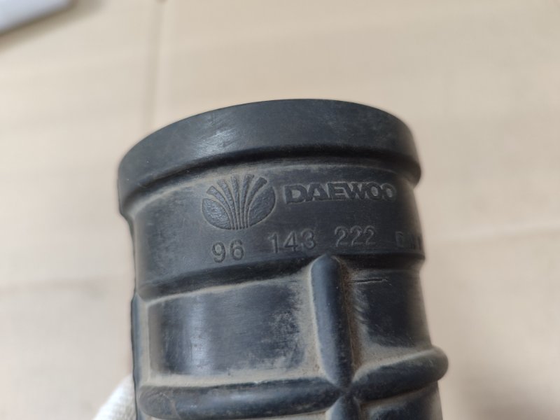 Патрубок воздушного фильтра Daewoo Nexia N150