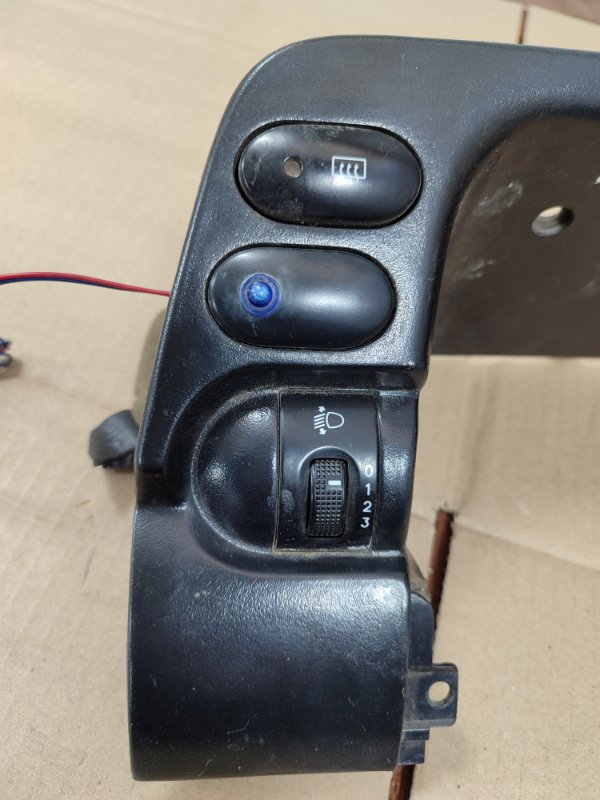 Накладка центральной консоли Daewoo Nexia N150