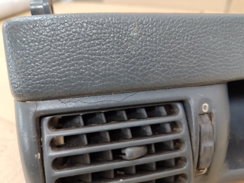 Бардачок Daewoo Nexia 100