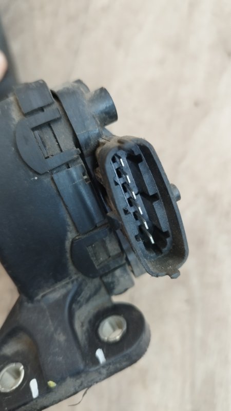 Педаль газа Chevrolet Epica