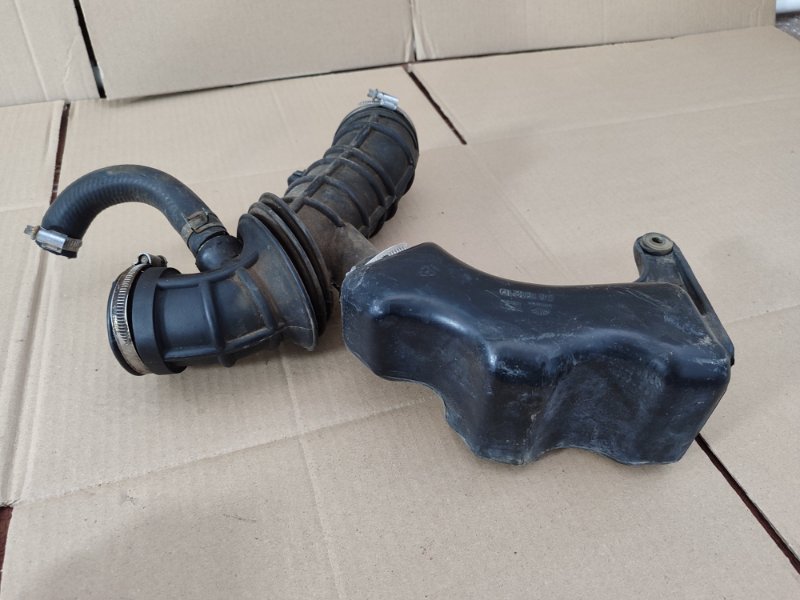 Резонатор воздушного фильтра Daewoo Nexia N150