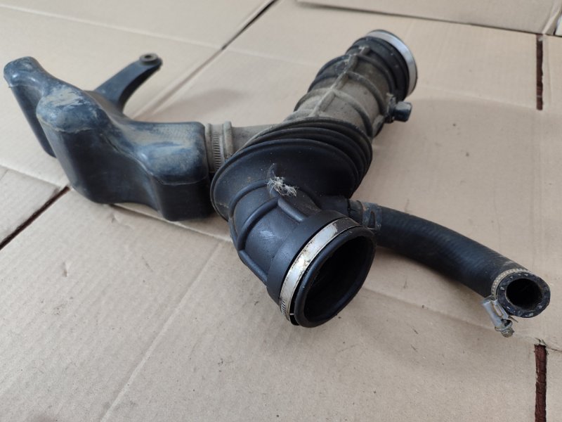 Резонатор воздушного фильтра Daewoo Nexia N150