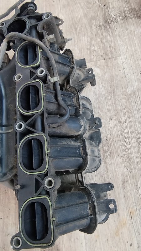 Коллектор впускной Mazda 3 BK