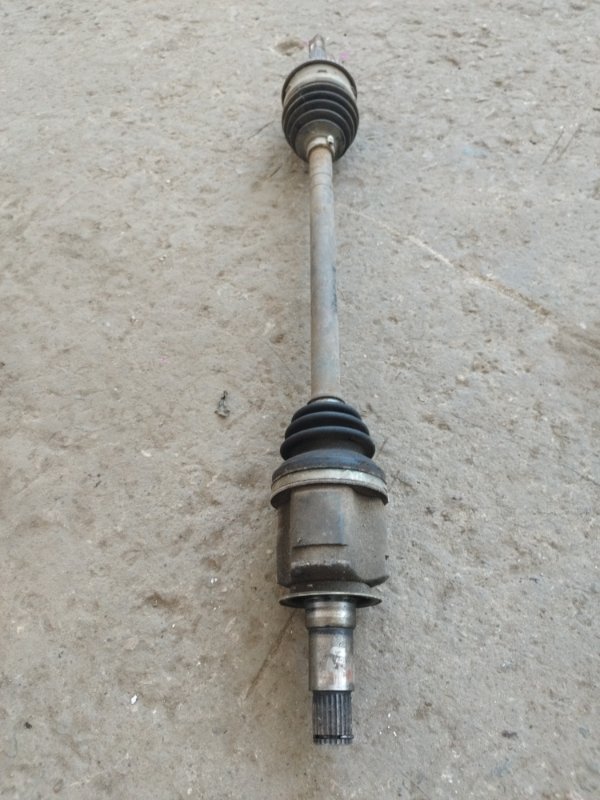 Привод Toyota Harrier 2006 2