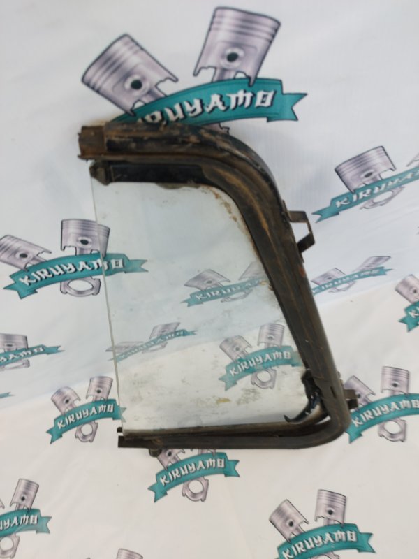 Форточка двери УАЗ 469