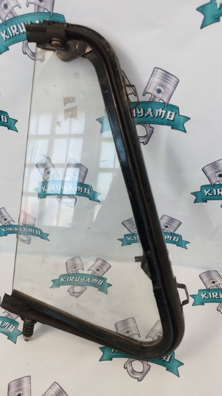Форточка двери УАЗ 469