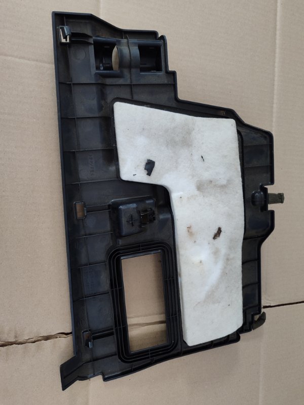 Накладка в салоне Toyota Harrier 2006 2