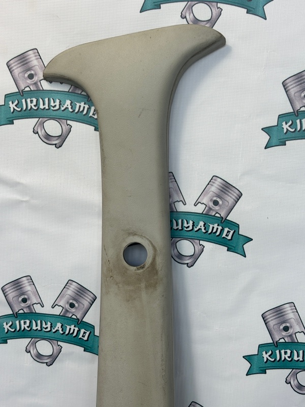 Накладка на стойку кузова лада гранта 2018 седан