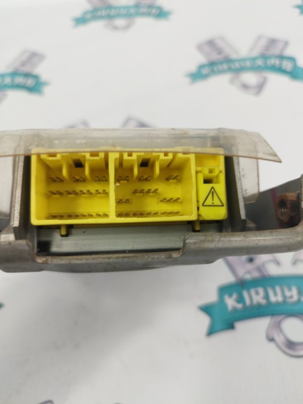 Блок управления SRS Mitsubishi Airtrek