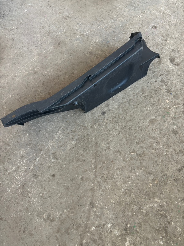 Обшивка багажника Opel Vectra B