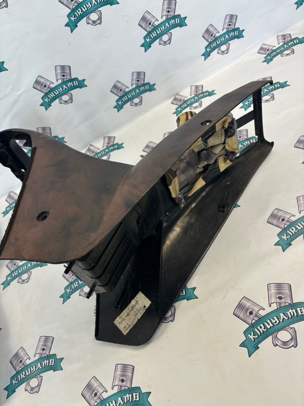 Консоль центральная Rover 200