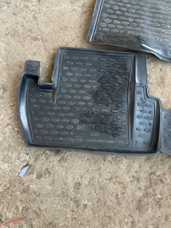 Коврик салона Peugeot 308 2008 308