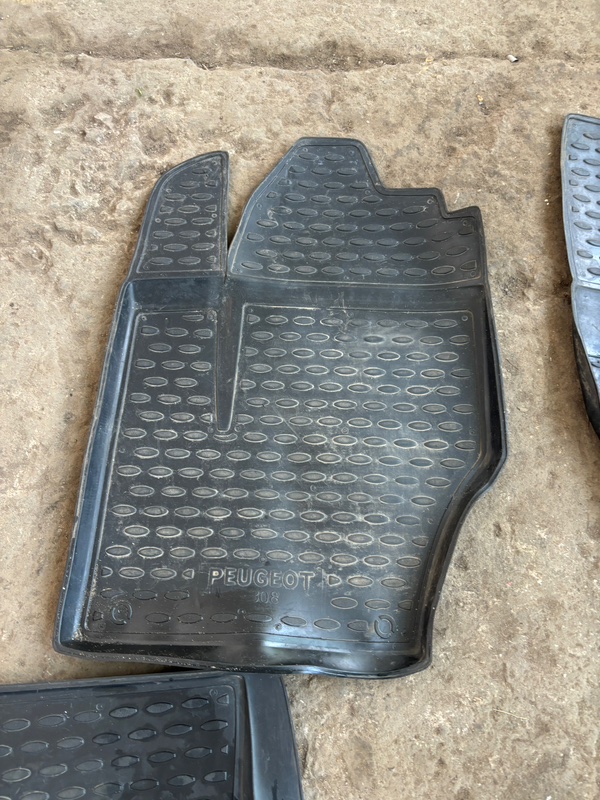 Коврик салона Peugeot 308 2008 308