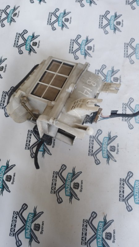 Корпус печки Nissan Bluebird 1998 U14